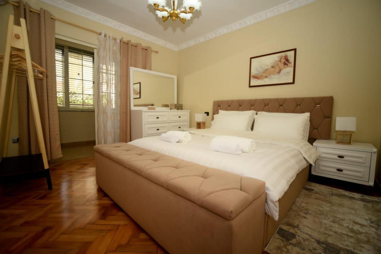 Amli Apartament Tirana Exterior foto